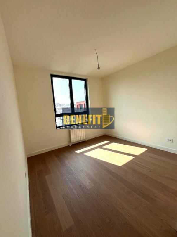 Stan na prodaju u Beogradu, Beograd na vodi, trosoban, 77m2, cena 335000 evra