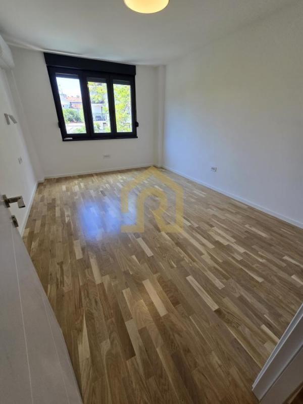 Stan na prodaju u Beogradu, Dorćol, jednoiposoban, 43m2, cena 194000 evra