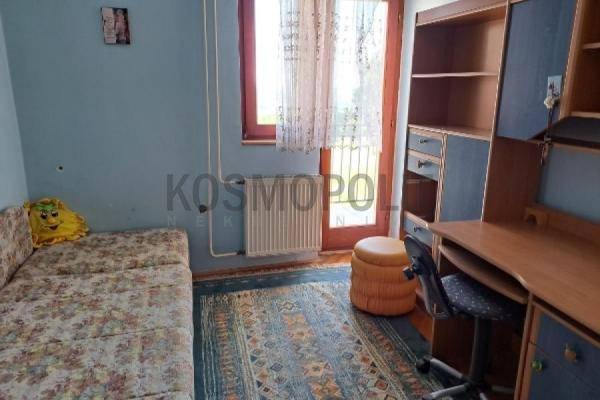 Stan na prodaju u Beogradu, Kumodraž, troiposoban, 95m2, cena 190000 evra