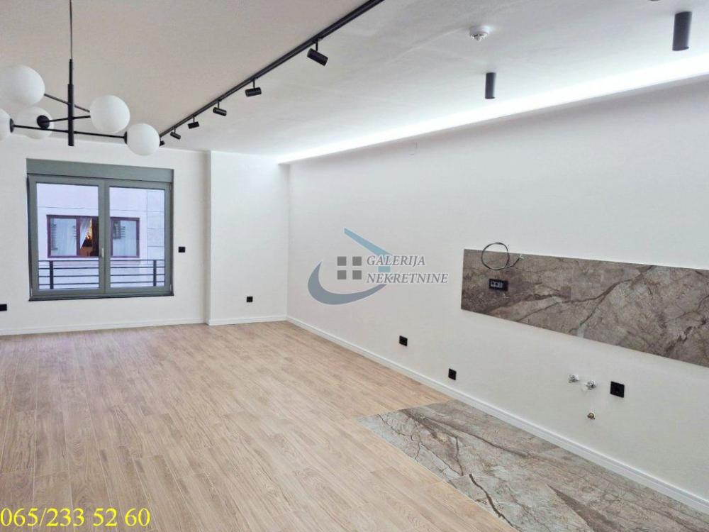 Stan na prodaju u Beogradu, Kalenić pijaca, dvosoban, 65m2, cena 320000 evra