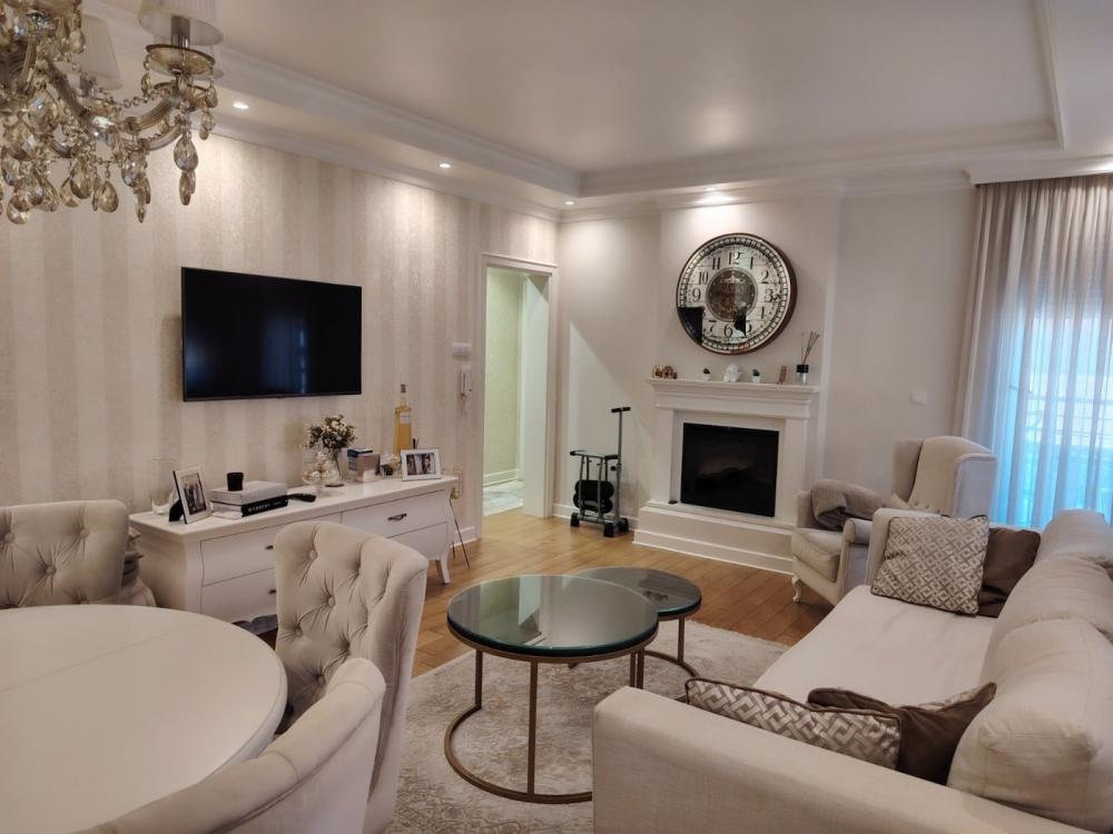 Stan na prodaju u Beogradu, Zemun centar, cetvorosoban, 101m2, cena 285000 evra