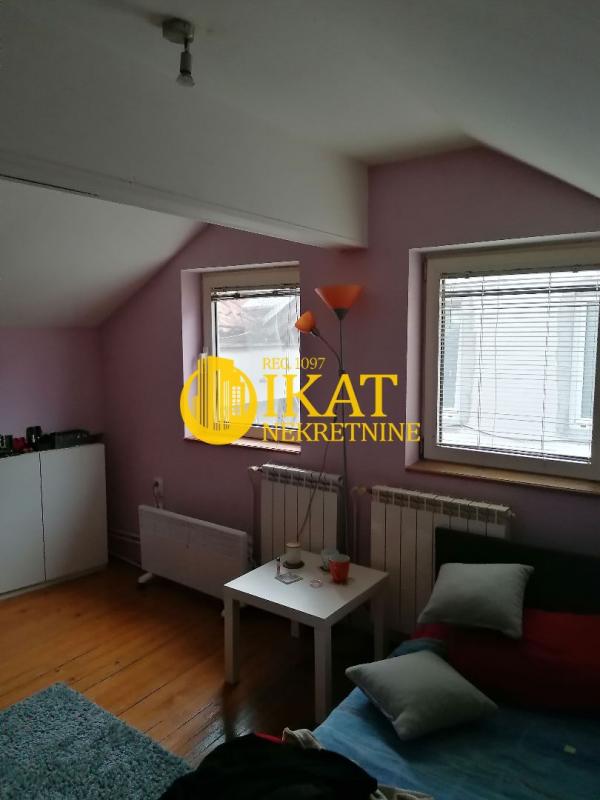 Stan na prodaju u Beogradu, Palilula, cetvorosoban, 80m2, cena 120000 evra