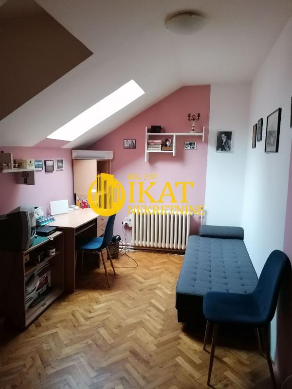 Stan na prodaju u Beogradu, Palilula, cetvorosoban, 80m2, cena 120000 evra