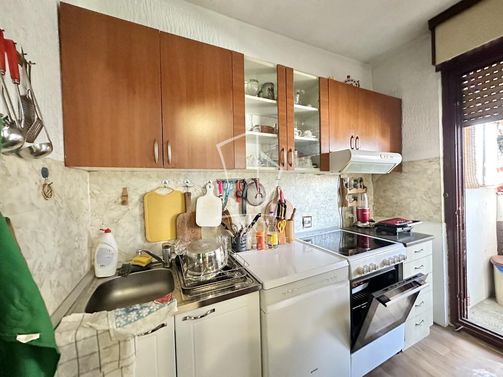 Stan na prodaju u Beogradu, Zemun, dvosoban, 42m2, cena 83000 evra