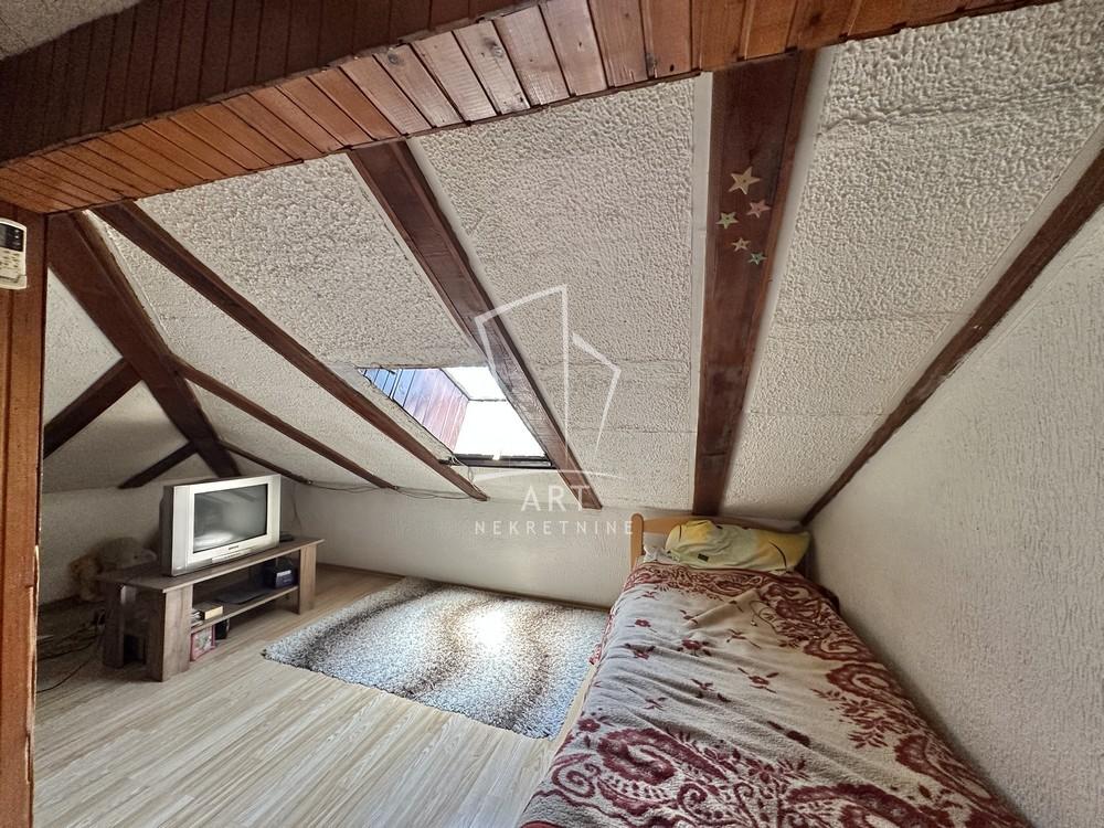 Stan na prodaju u Beogradu, Zemun, dvosoban, 42m2, cena 83000 evra
