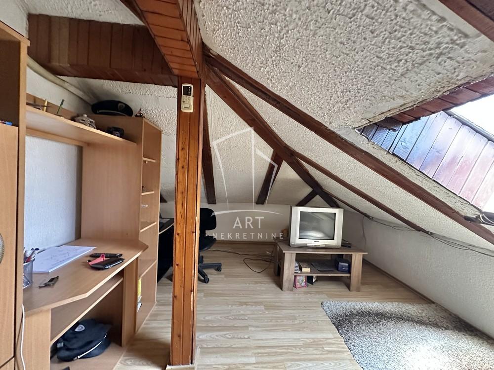Stan na prodaju u Beogradu, Zemun, dvosoban, 42m2, cena 83000 evra
