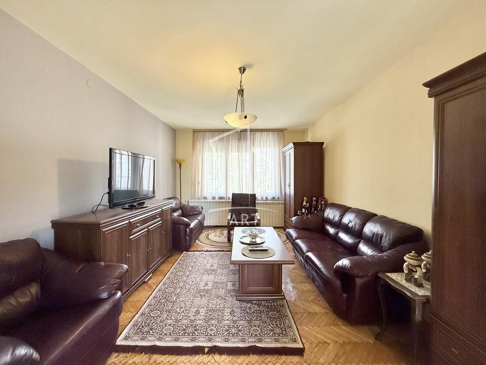 Stan na prodaju u Beogradu, Bulbulder, cetvorosoban, 104m2, cena 348000 evra