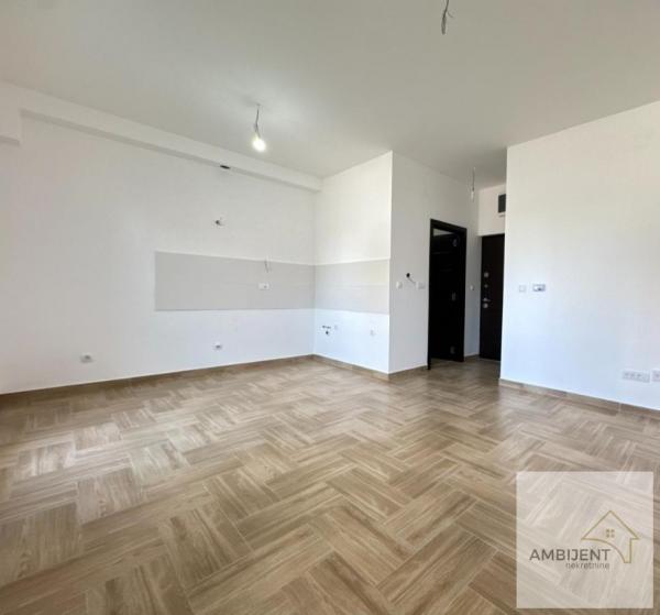 Stan na prodaju u Beogradu, Surčin, jednosoban, 30m2, cena 68181 evra