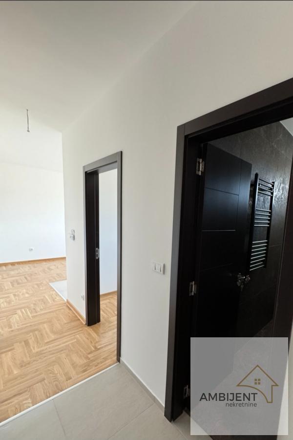 Stan na prodaju u Beogradu, Surčin, dvosoban, 44m2, cena 99900 evra