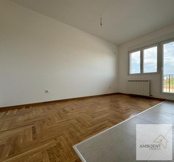 Stan na prodaju u Beogradu, Surčin, dvosoban, 44m2, cena 99900 evra