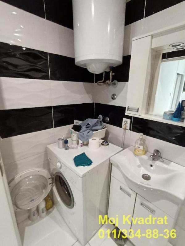 Stan na prodaju u Beogradu, Novi Beograd blok 62, jednoiposoban, 37m2, cena 135000 evra