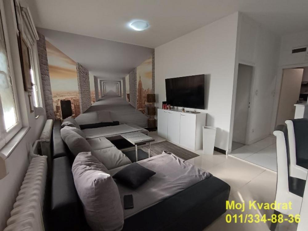 Stan na prodaju u Beogradu, Novi Beograd blok 62, jednoiposoban, 37m2, cena 135000 evra