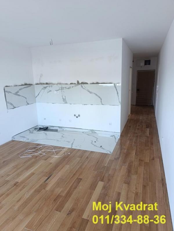 Stan na prodaju u Beogradu, Dušanovac, dvoiposoban, 54m2, cena 159900 evra