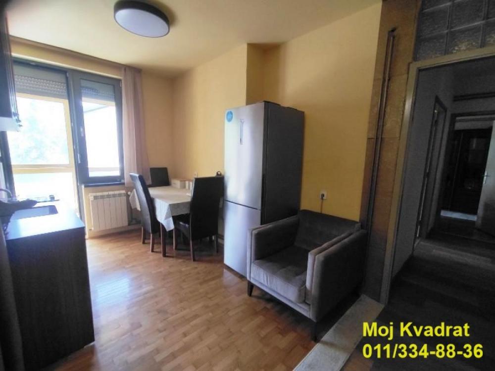 Stan na prodaju u Beogradu, Bulbulder, cetvorosoban, 104m2, cena 348000 evra