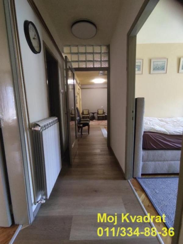 Stan na prodaju u Beogradu, Bulbulder, cetvorosoban, 104m2, cena 348000 evra