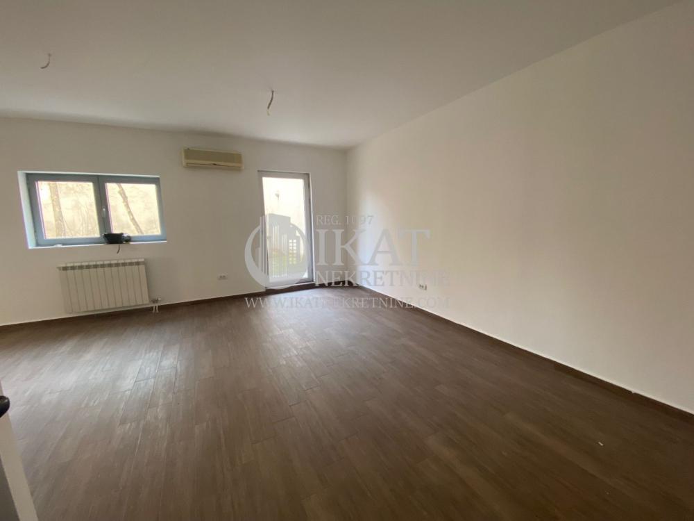 Stan na prodaju u Beogradu, Kalenić pijaca, dvosoban, 59m2, cena 222000 evra