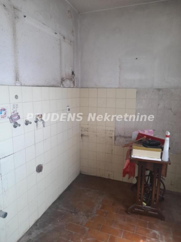 Stan na prodaju u Beogradu, Crveni Krst, dvosoban, 55m2, cena 151000 evra