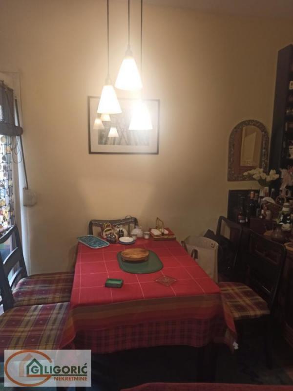 Stan na prodaju u Beogradu, Zvezdara 2, dvosoban, 60m2, cena 142000 evra