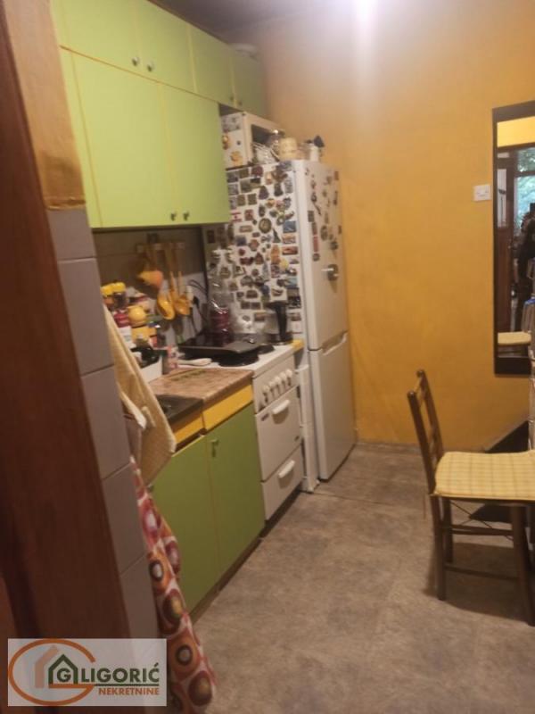 Stan na prodaju u Beogradu, Zvezdara 2, dvosoban, 60m2, cena 142000 evra