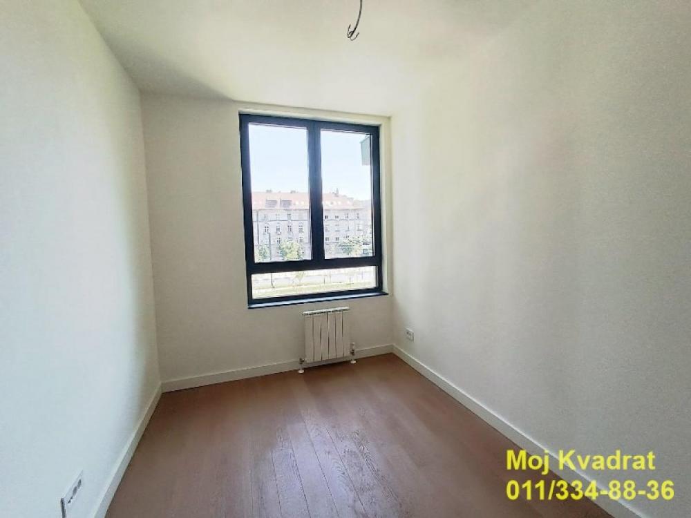 Stan na prodaju u Beogradu, Beograd na vodi, trosoban, 72m2, cena 450000 evra