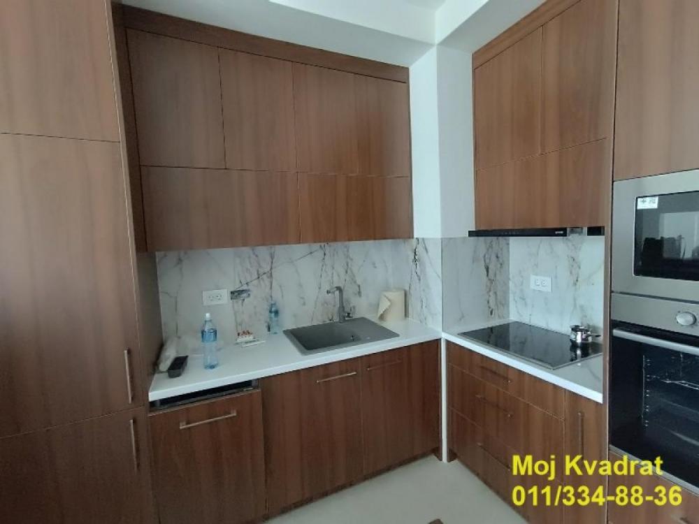 Stan na prodaju u Beogradu, Beograd na vodi, trosoban, 72m2, cena 450000 evra