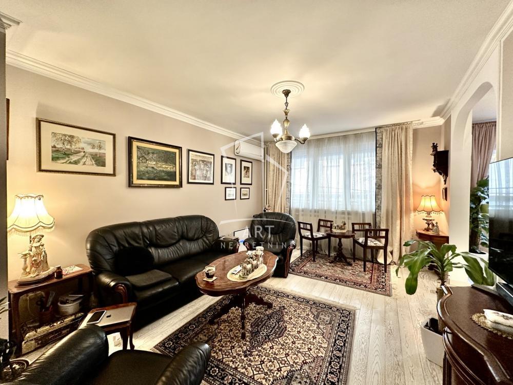 Stan na prodaju u Beogradu, Palilula, dvosoban, 60m2, cena 305000 evra