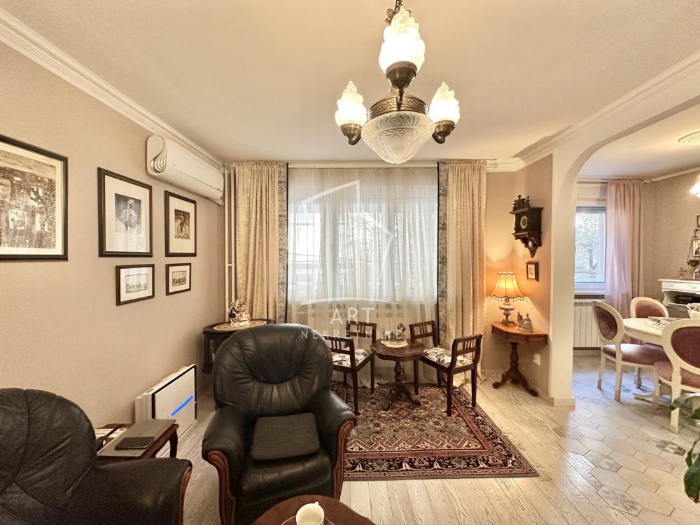Stan na prodaju u Beogradu, Palilula, dvosoban, 60m2, cena 320000 evra