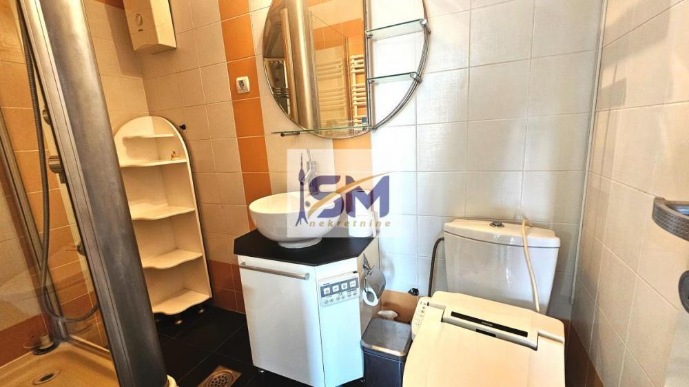 Stan na prodaju u Beogradu, Obrenovac, trosoban, 80m2, cena 105000 evra