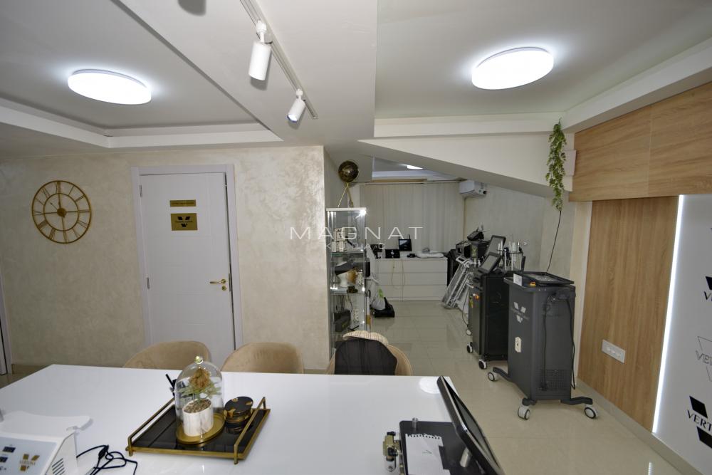 Stan na prodaju u Beogradu, Vračar, trosoban, 57m2, cena 149000 evra