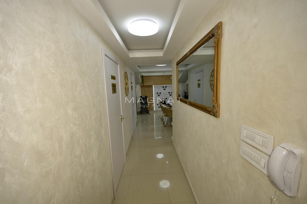 Stan na prodaju u Beogradu, Vračar, trosoban, 57m2, cena 149000 evra