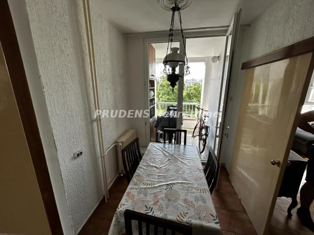 Stan na prodaju u Beogradu, Novi Beograd blok 30 (B92), troiposoban, 86m2, cena 313000 evra