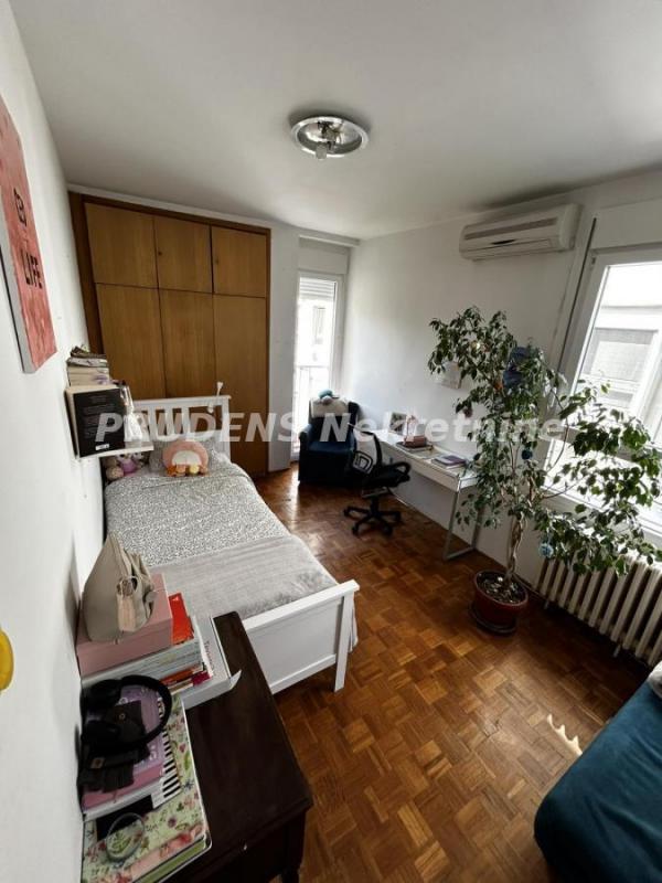 Stan na prodaju u Beogradu, Novi Beograd blok 30 (B92), troiposoban, 86m2, cena 313000 evra