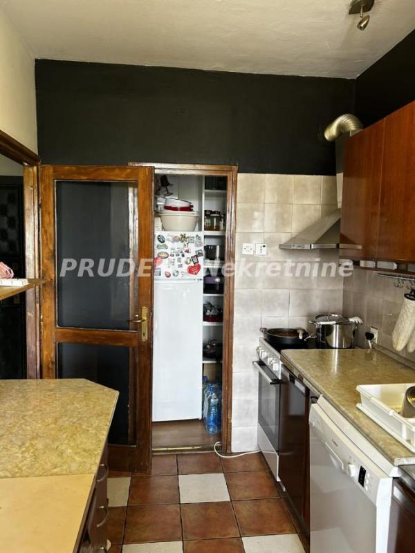 Stan na prodaju u Beogradu, Novi Beograd blok 30 (B92), troiposoban, 86m2, cena 313000 evra