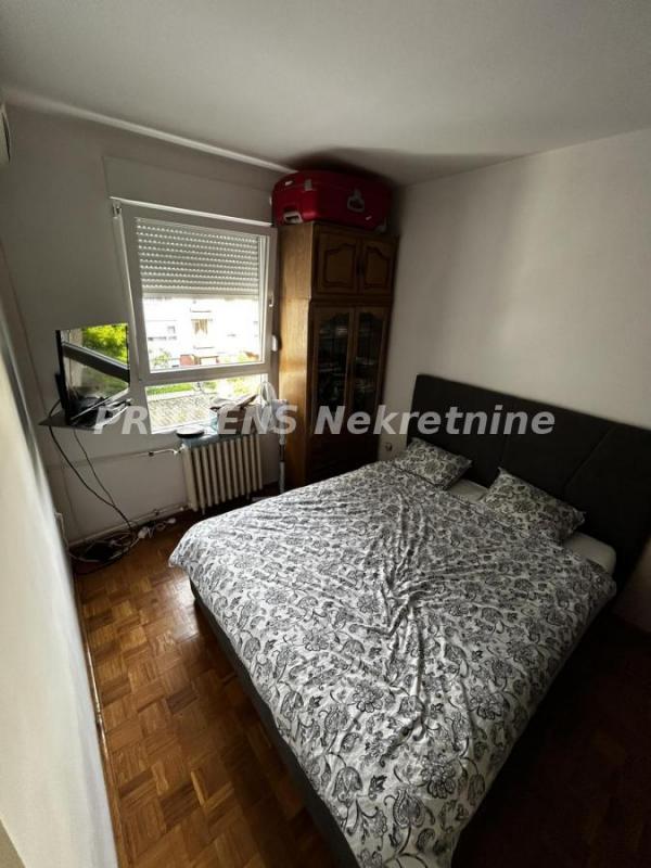 Stan na prodaju u Beogradu, Novi Beograd blok 30 (B92), troiposoban, 86m2, cena 313000 evra