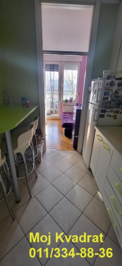 Stan na prodaju u Beogradu, Bežanijska kosa, jednoiposoban, 43m2, cena 150000 evra