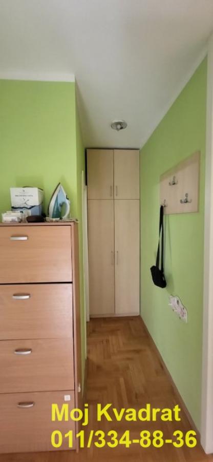 Stan na prodaju u Beogradu, Bežanijska kosa, jednoiposoban, 43m2, cena 150000 evra