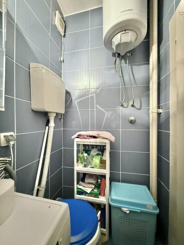 Stan na prodaju u Beogradu, Kanarevo brdo, 28m2, cena 97000 evra