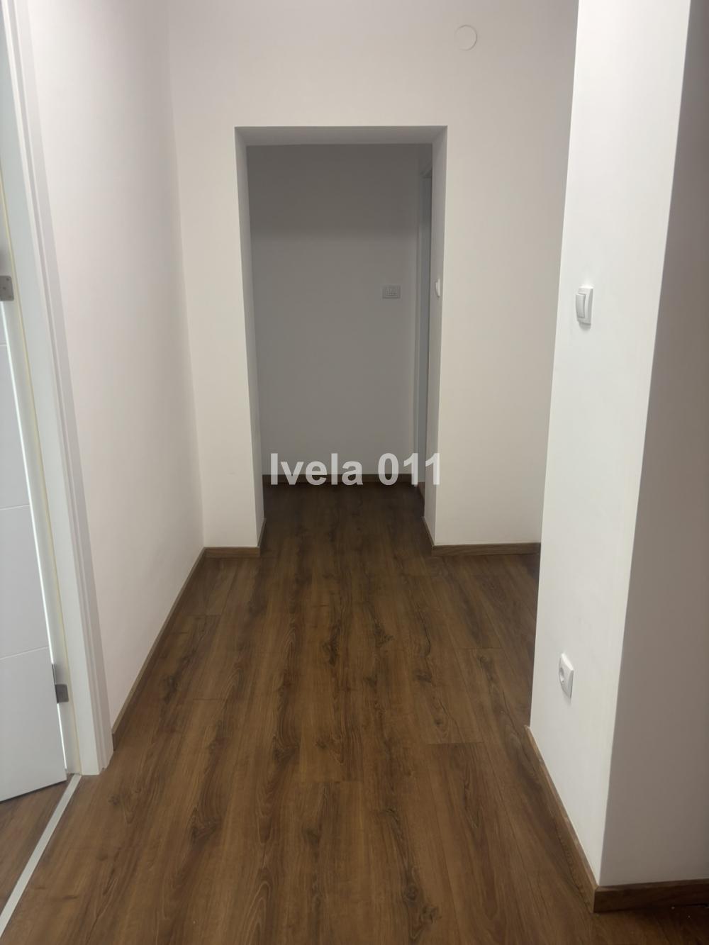 Stan na prodaju u Beogradu, Cvetkova pijaca, dvoiposoban, 66m2, cena 219000 evra