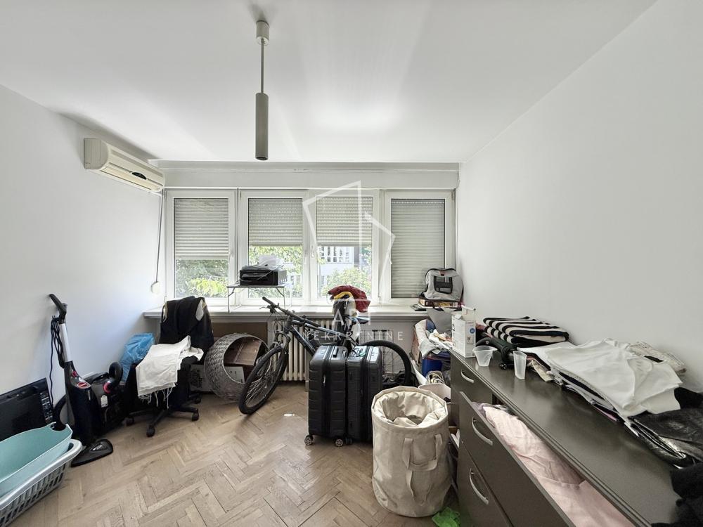 Stan na prodaju u Beogradu, Palilula, cetvorosoban, 120m2, cena 575000 evra