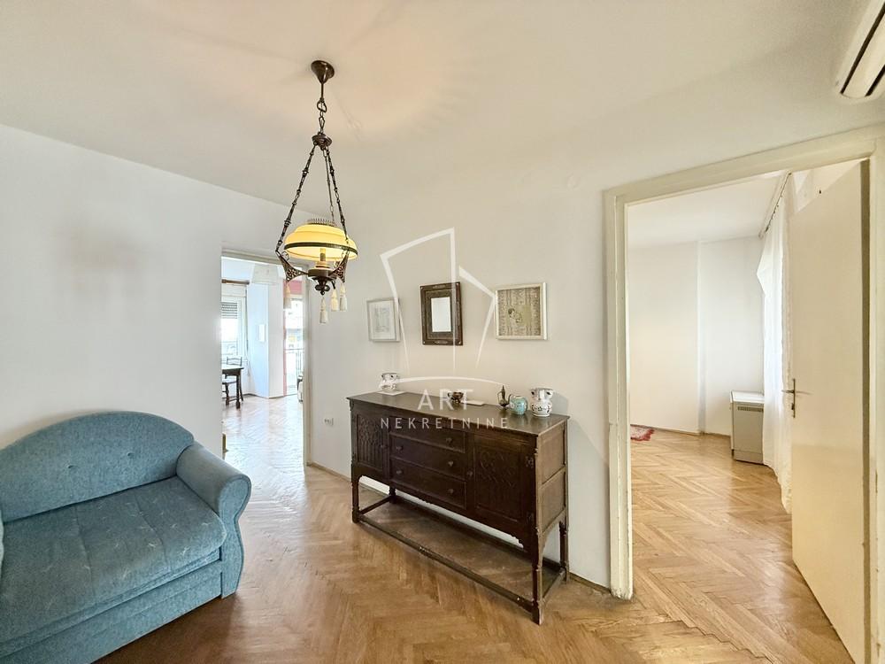 Stan na prodaju u Beogradu, Stari grad, dvosoban, 60m2, cena 285000 evra