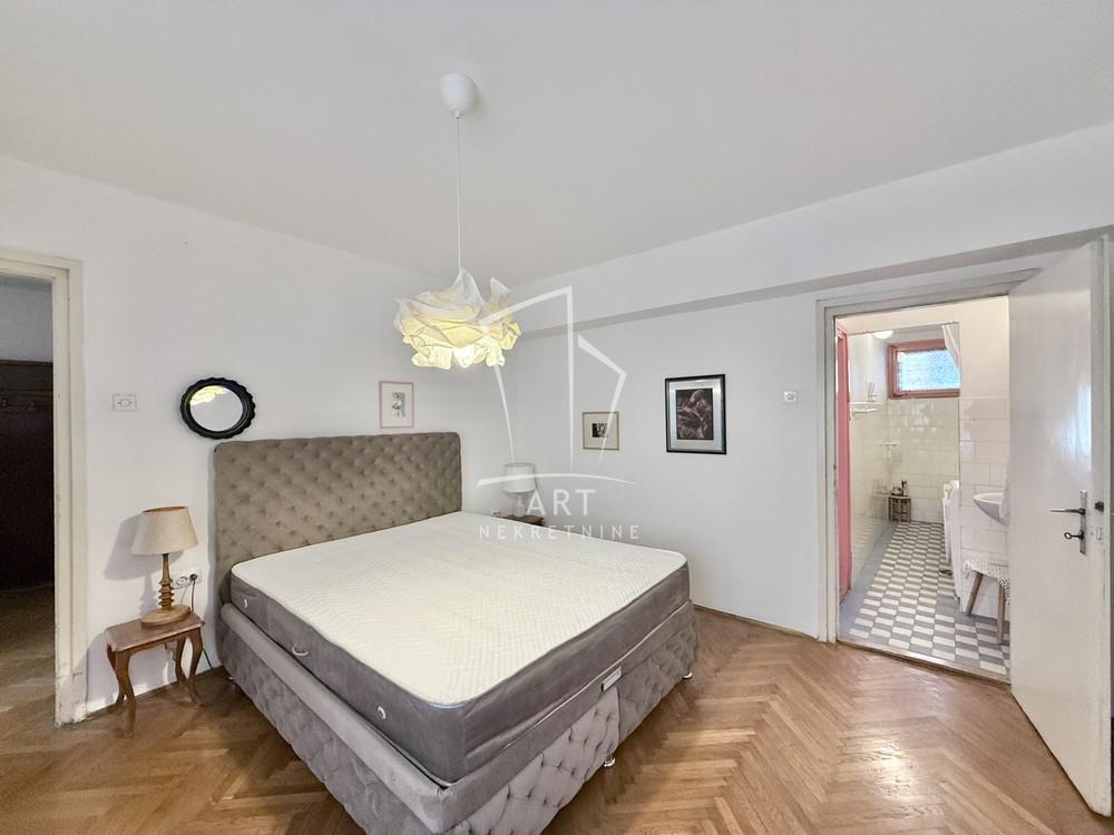 Stan na prodaju u Beogradu, Stari grad, dvosoban, 60m2, cena 285000 evra