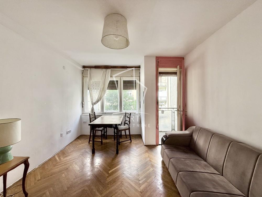 Stan na prodaju u Beogradu, Stari grad, dvosoban, 60m2, cena 285000 evra