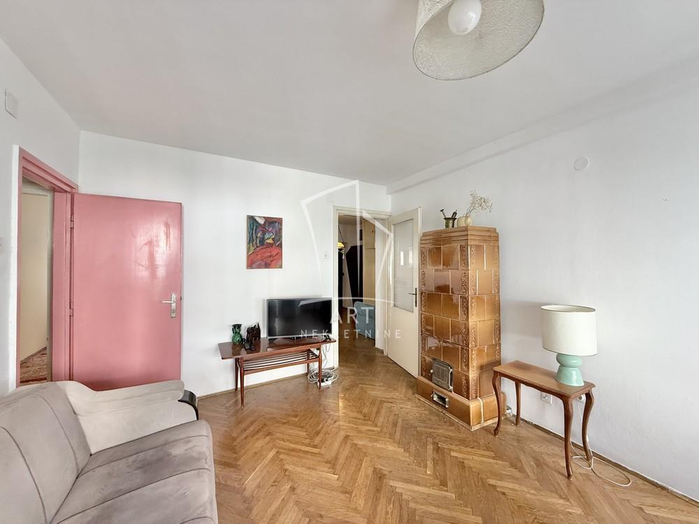 Stan na prodaju u Beogradu, Stari grad, dvosoban, 60m2, cena 285000 evra