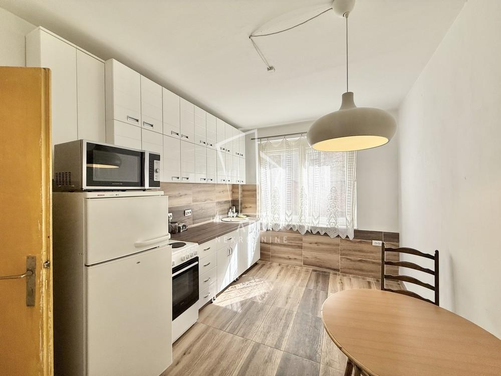 Stan na prodaju u Beogradu, Stari grad, dvosoban, 60m2, cena 285000 evra
