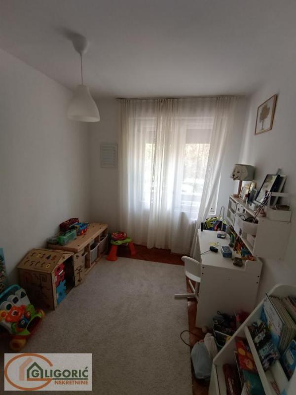 Stan na prodaju u Beogradu, Dedinje, 107m2, cena 342000 evra
