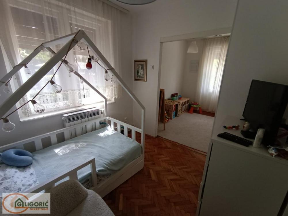 Stan na prodaju u Beogradu, Dedinje, 107m2, cena 342000 evra