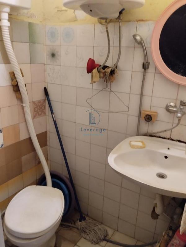 Stan na prodaju u Beogradu, Dedinje, jednoiposoban, 35m2, cena 50000 evra