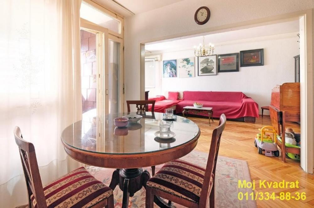Stan na prodaju u Beogradu, Vukov spomenik, cetvorosoban, 95m2, cena 286000 evra