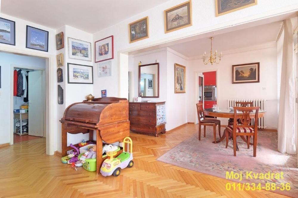 Stan na prodaju u Beogradu, Vukov spomenik, cetvorosoban, 95m2, cena 286000 evra