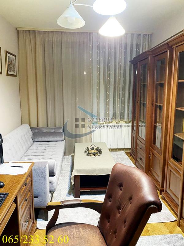 Stan na prodaju u Beogradu, Zvezdara, cetvorosoban, 104m2, cena 348000 evra